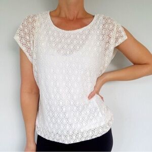 Ashley Blue white sheer crochet lace cap sleeve bubble hem loose fit top small